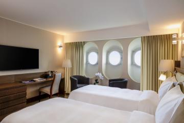 Отель Queen Elizabeth 2 ОАЭ, Бур Дубай, фото 5