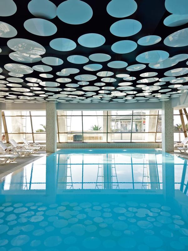The Grand Gloria Hotel