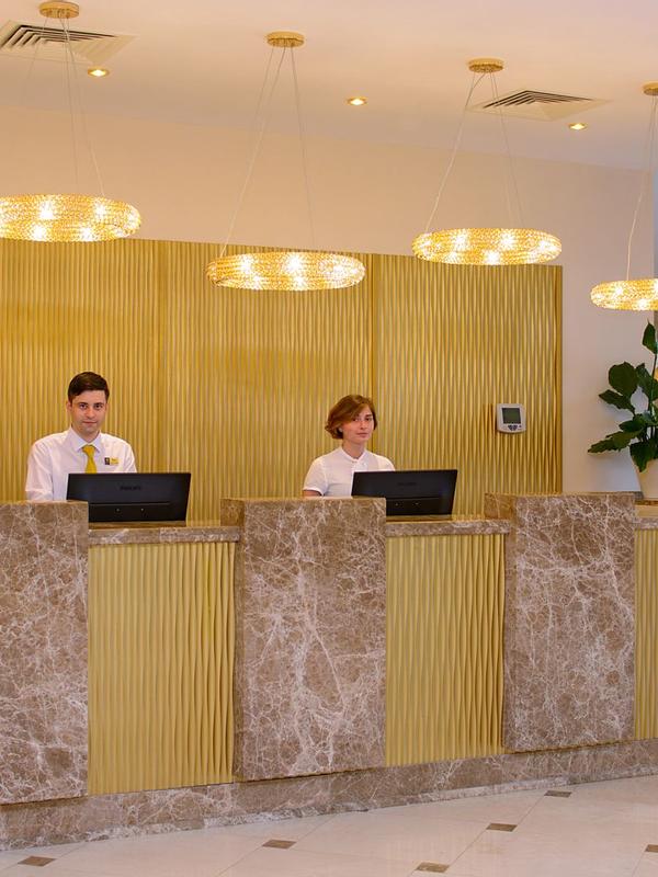 The Grand Gloria Hotel