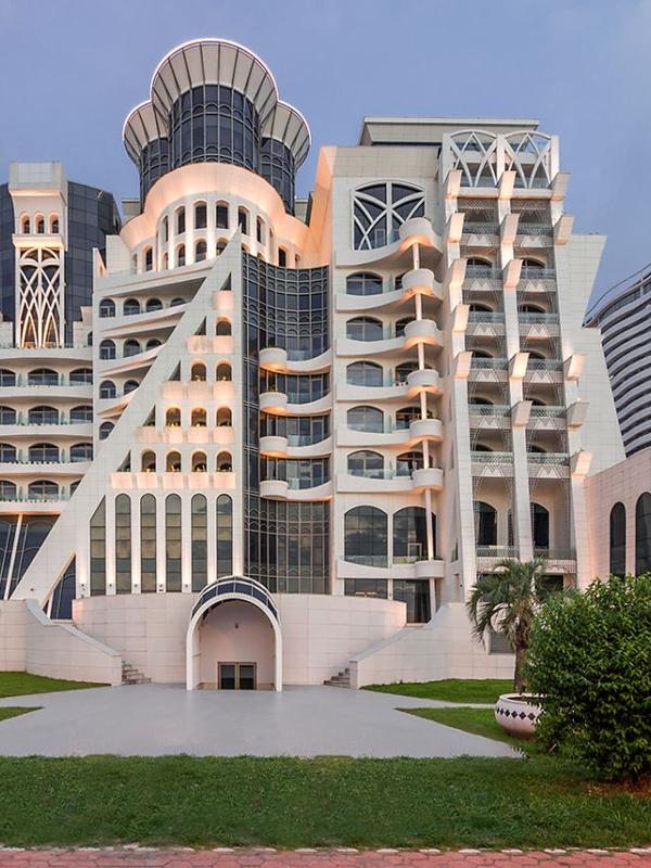 The Grand Gloria Hotel