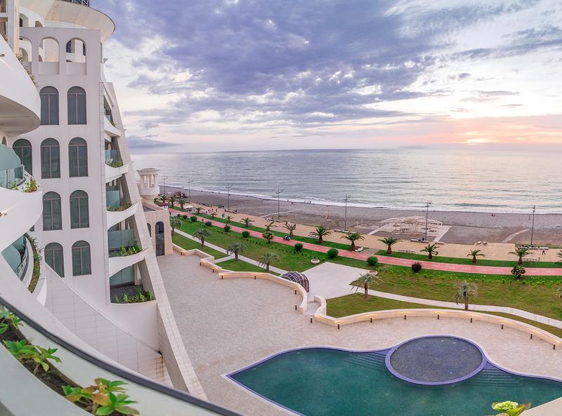 The Grand Gloria Hotel