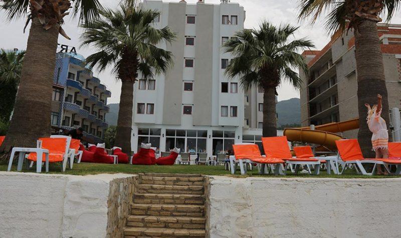 Palmira Beach Hotel