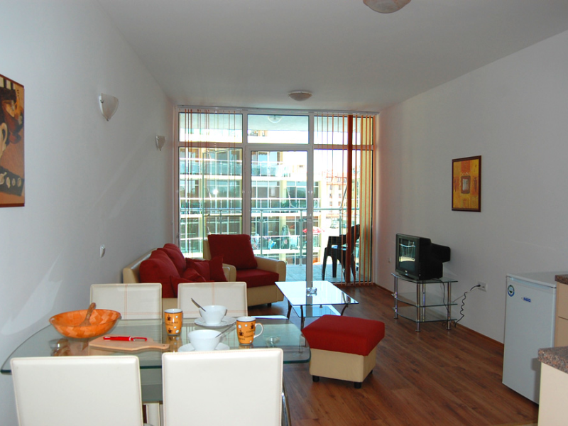 Julia Family Apartments