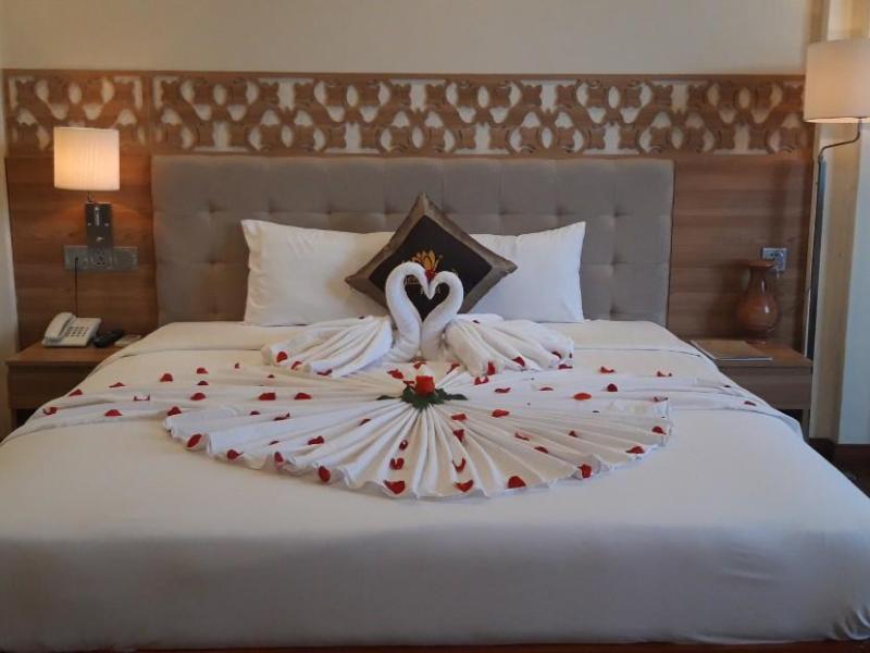 Sen Vang Luxury Hotel