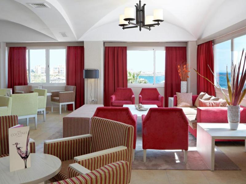 Universal Hotel Romantica