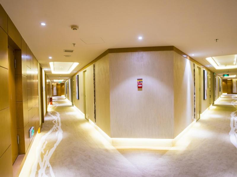 St. Fleur Conifer Haikou Hotel