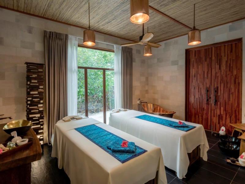 Kuredhivaru Resort & Spa Maldives