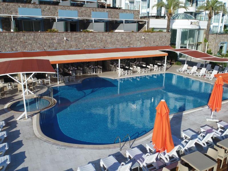 Roxx Suites Deluxe Hotel