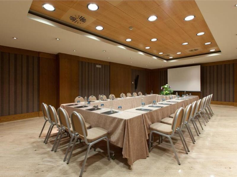 Tryp Cordoba