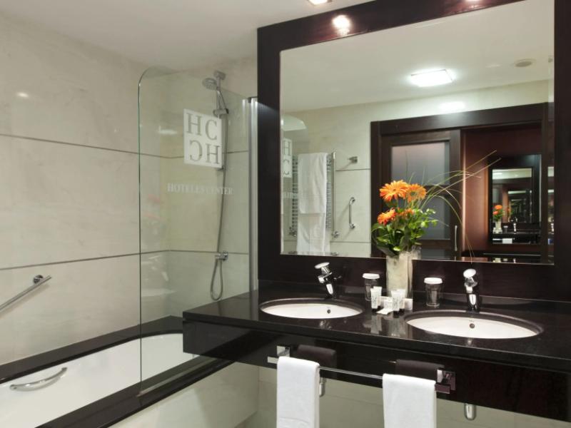 Tryp Cordoba