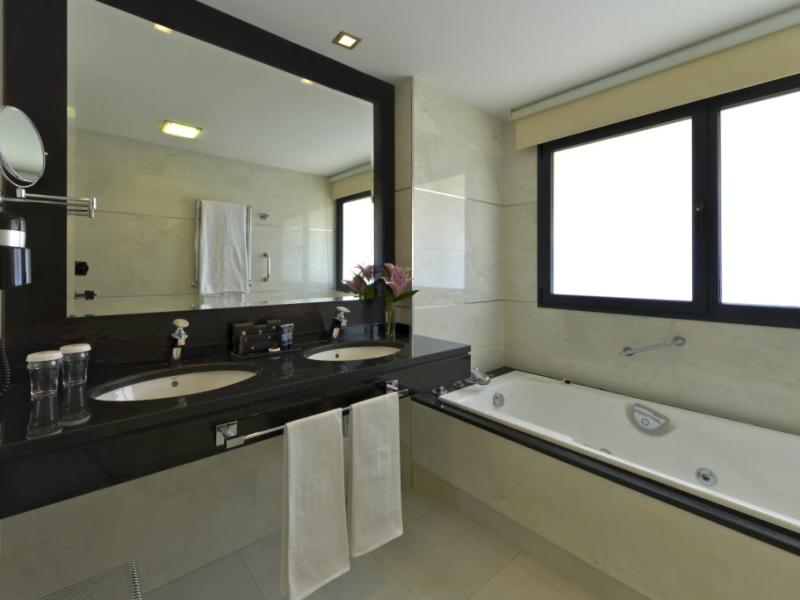 Tryp Cordoba