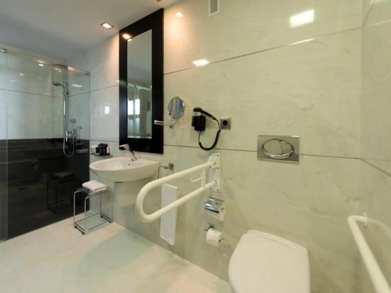 Tryp Cordoba