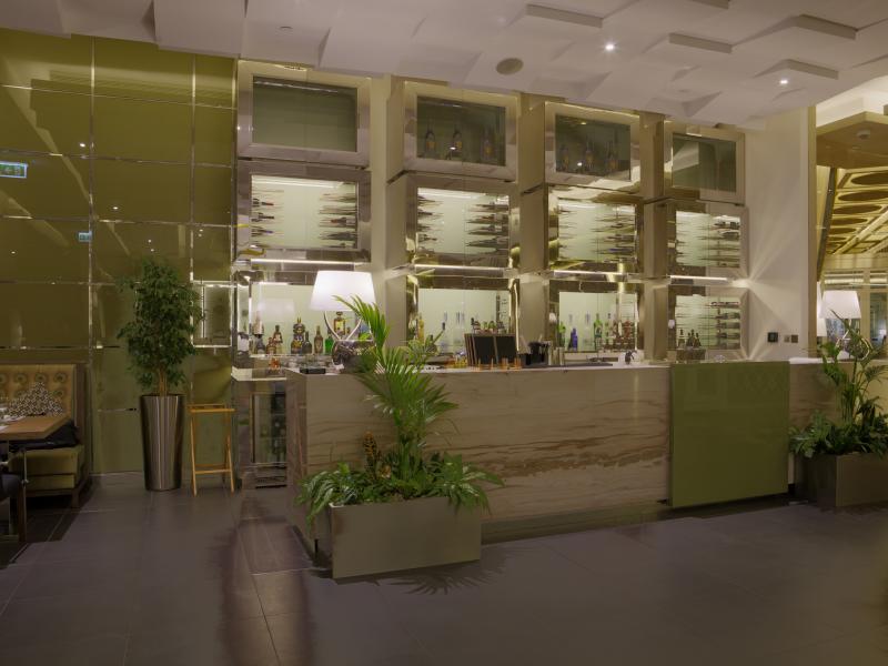 Royal M Hotel & Resort