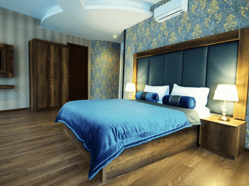 Green Queen Hotel