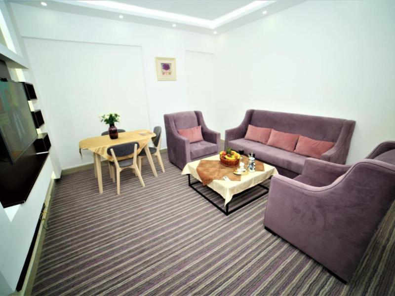 Al Dyafa Hotel Suites
