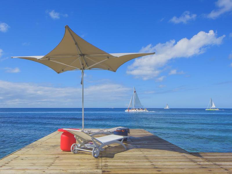 Tracadero Beach Resort