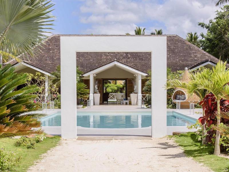 Tracadero Beach Resort