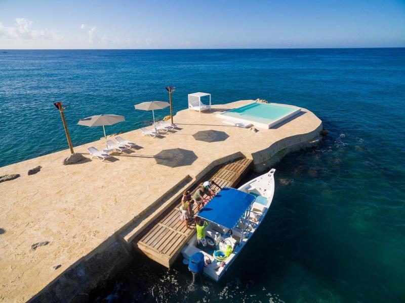 Tracadero Beach Resort