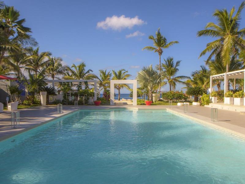 Tracadero Beach Resort