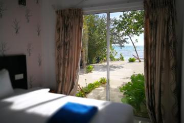 Отель The Crown Beach Hotel Мальдивы, Мале, фото 2