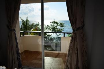 Отель The Crown Beach Hotel Мальдивы, Мале, фото 5