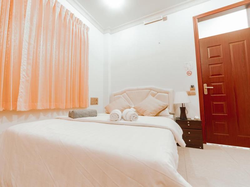 Holiday Mathiveri Inn