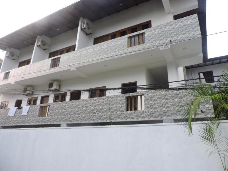 Asantha Guest House