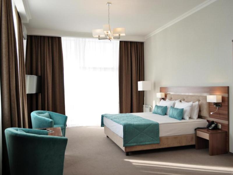 Хрустальный Resort & Spa