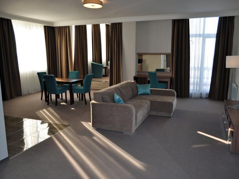 Хрустальный Resort & Spa