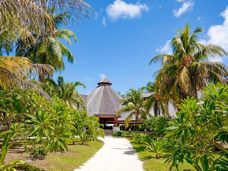 Denis Private Island