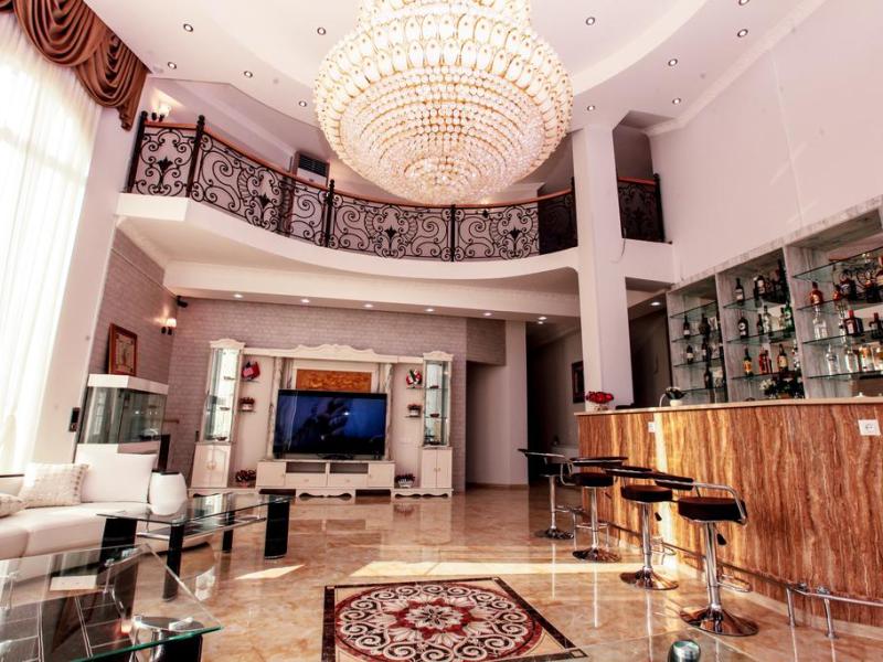 Keina Hotel