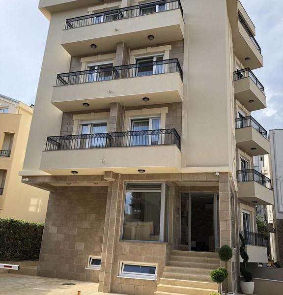 Al Mare Apartments