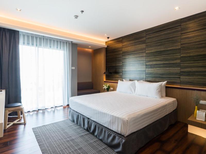 Sea Me Spring Tree Hotel