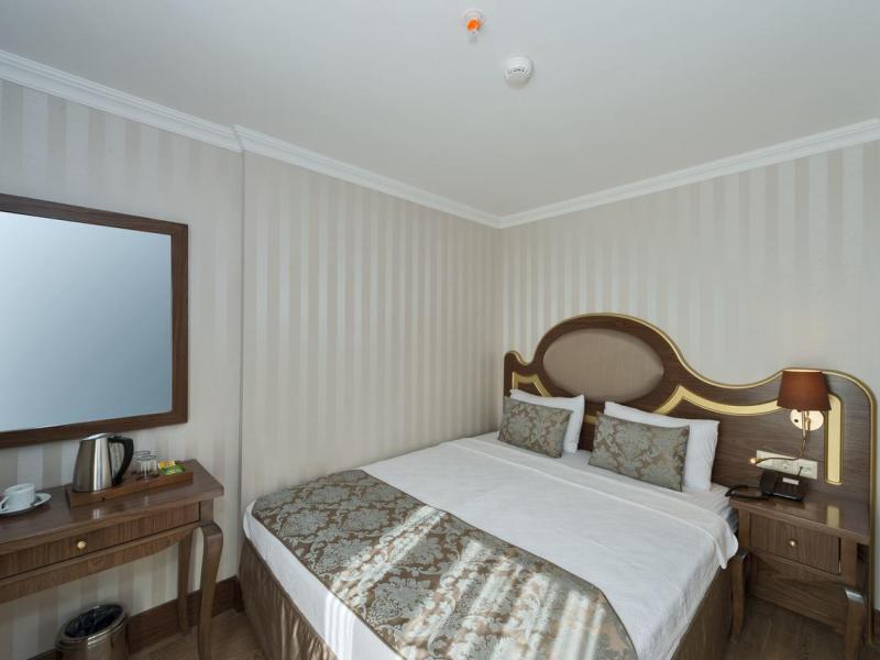 Realstar Hotel