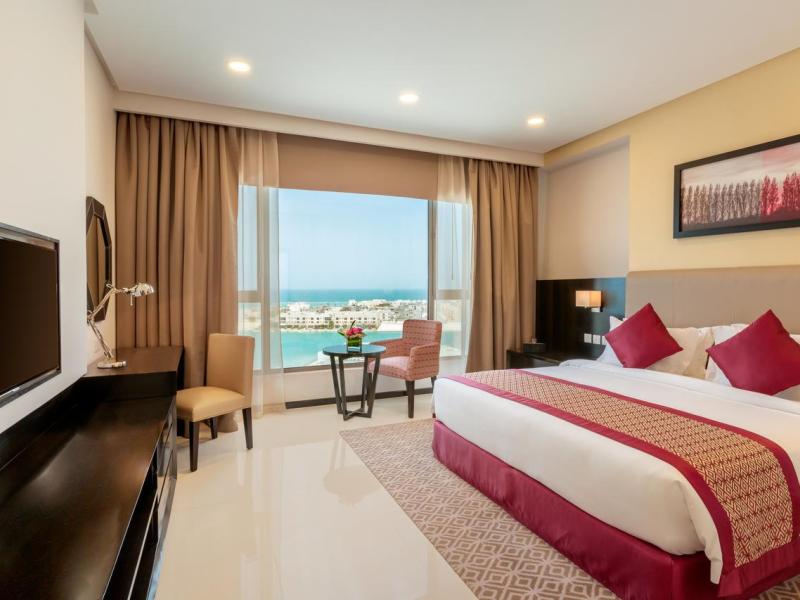 Ramada Hotel & Suites Amwaj Islands