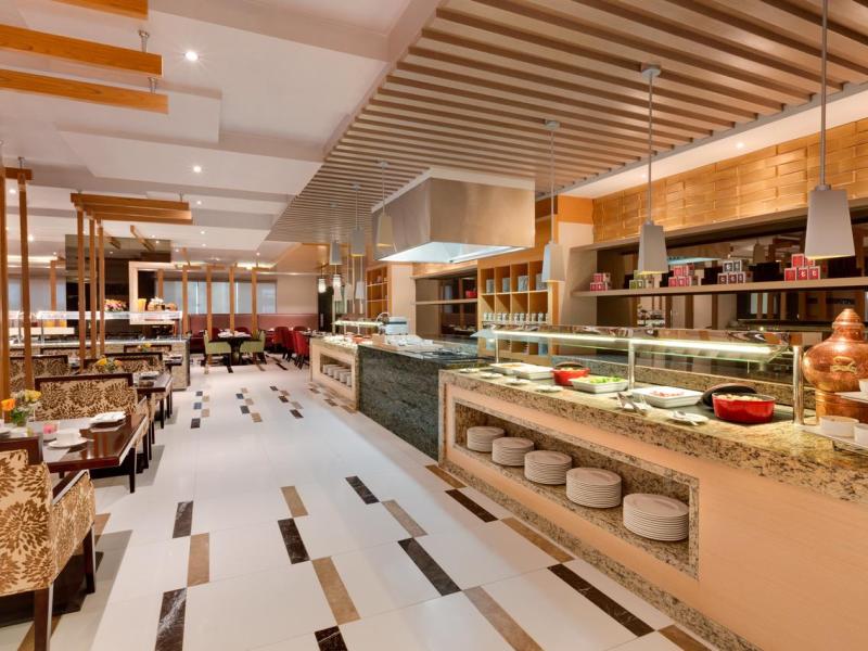 Ramada Hotel & Suites Amwaj Islands