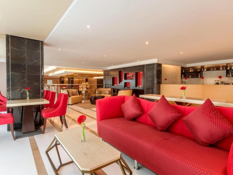 Ramada Hotel & Suites Amwaj Islands