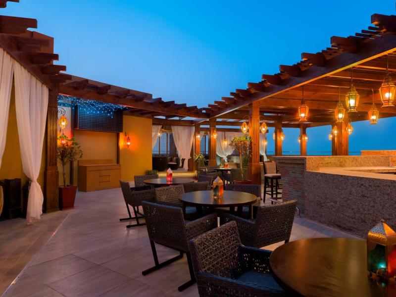 Ramada Hotel & Suites Amwaj Islands