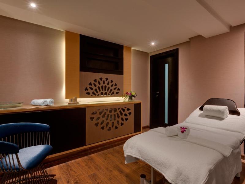 Ramada Hotel & Suites Amwaj Islands