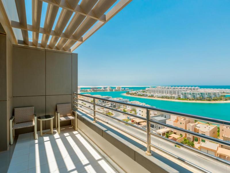 Ramada Hotel & Suites Amwaj Islands