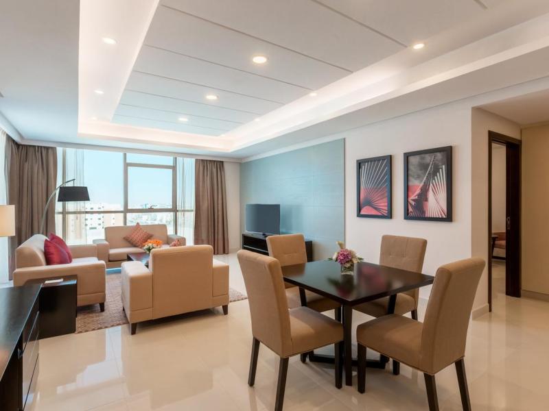 Ramada Hotel & Suites Amwaj Islands