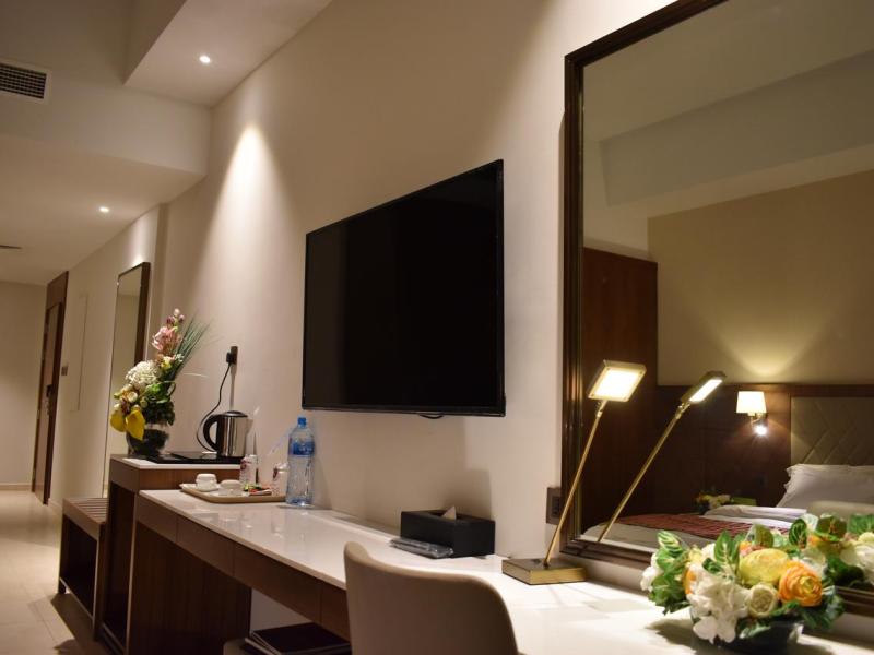 Ramee Palace All Suites Hotel