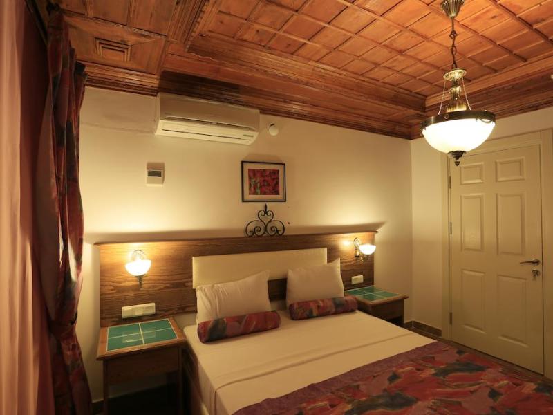 Kerme Ottoman Orange Gokova