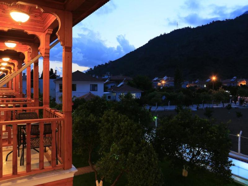 Kerme Ottoman Orange Gokova