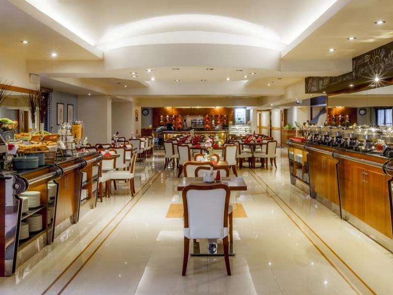 Golden Sands 5 Hotel Apartments