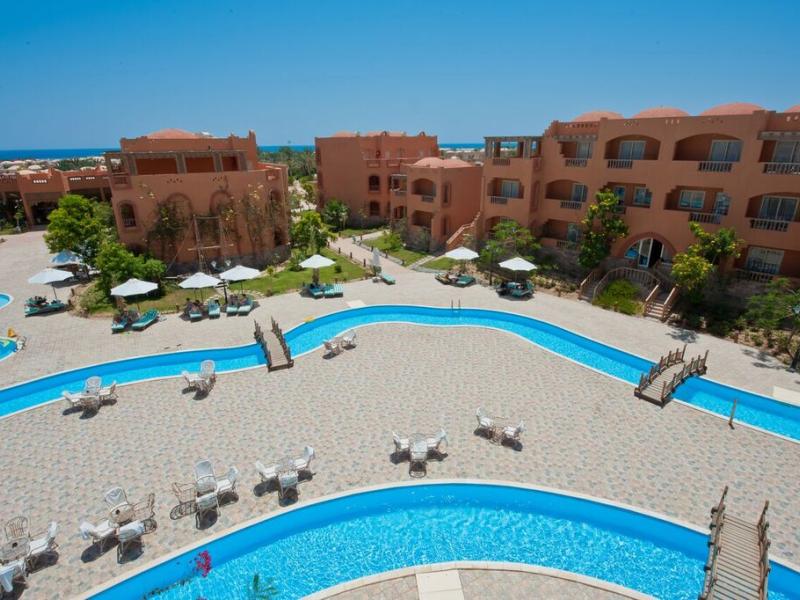 Dream Lagoon & Aqua Park Resort