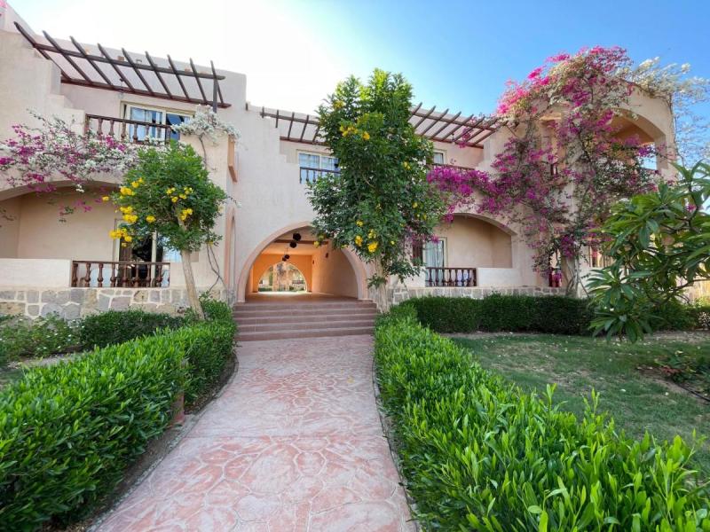 Dream Lagoon & Aqua Park Resort