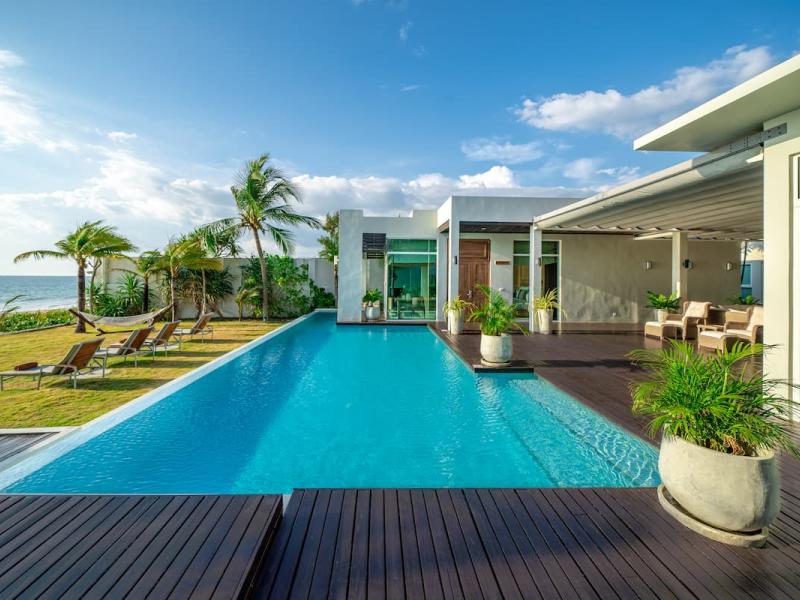 Aleenta Phuket Resort & Spa