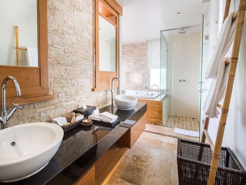 Aleenta Phuket Resort & Spa