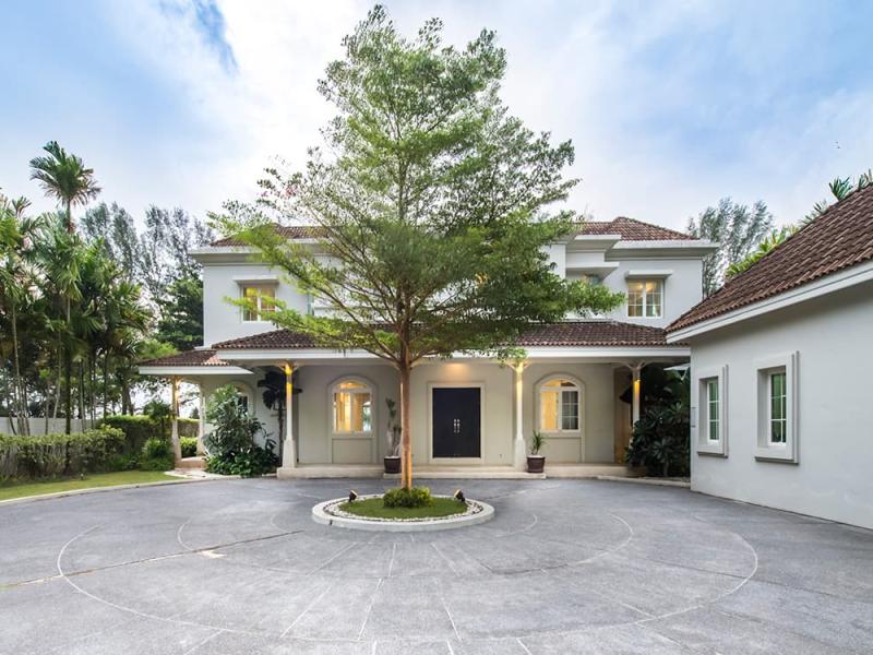 Aleenta Phuket Resort & Spa